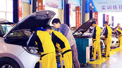 项目工单式分组实训教学_郑州万通汽车学校