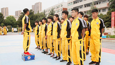 质素教育贯穿全程_郑州万通汽车学校